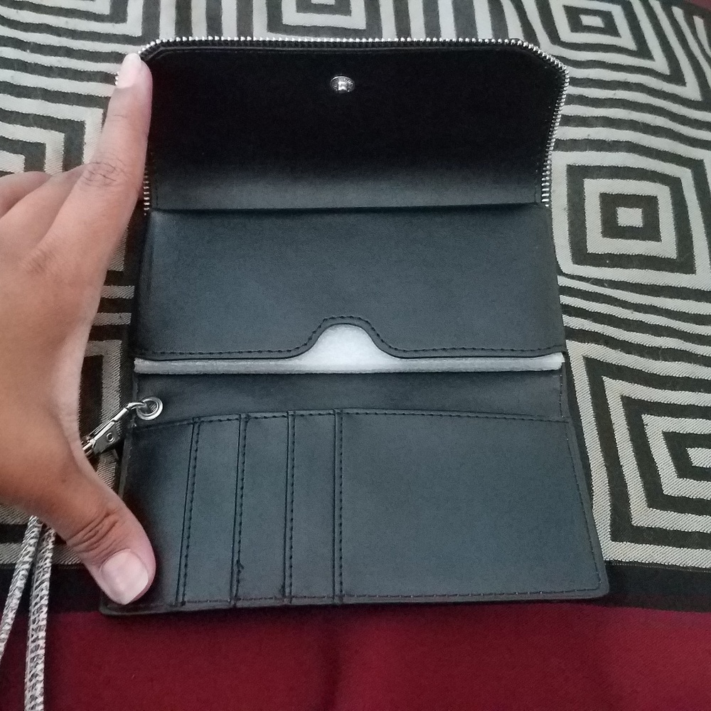 Wallet - Picture 4 of 7